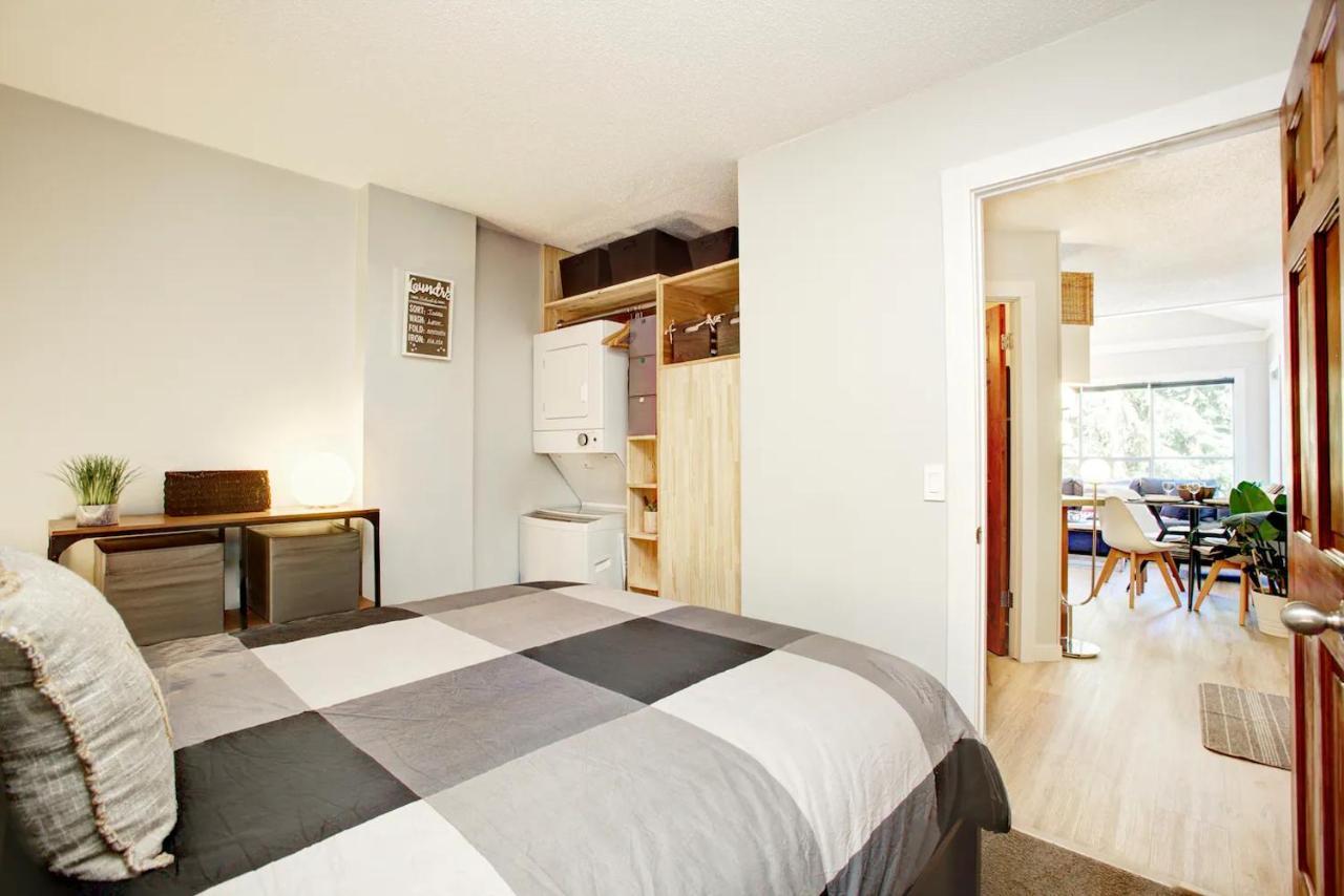 Gondola Haus - Free Parking Apartment Whistler Luaran gambar