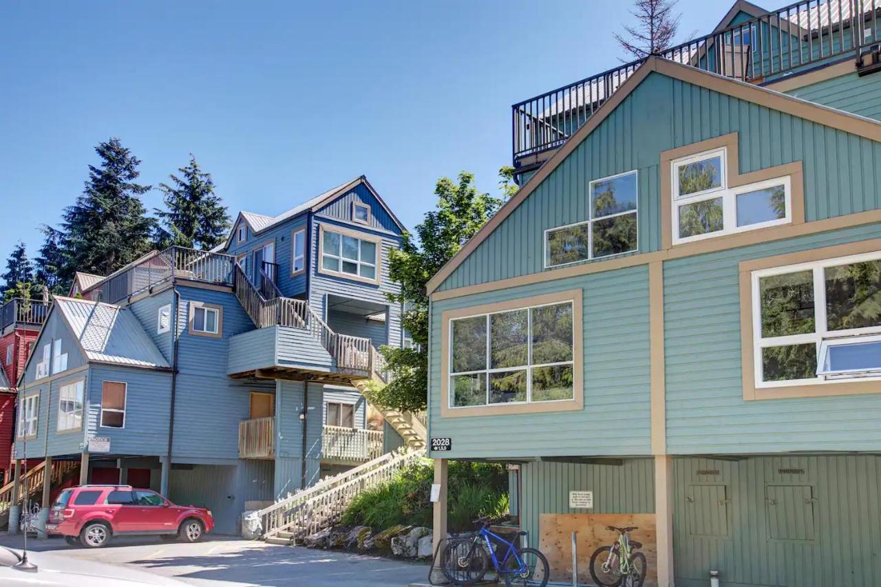 Gondola Haus - Free Parking Apartment Whistler Luaran gambar
